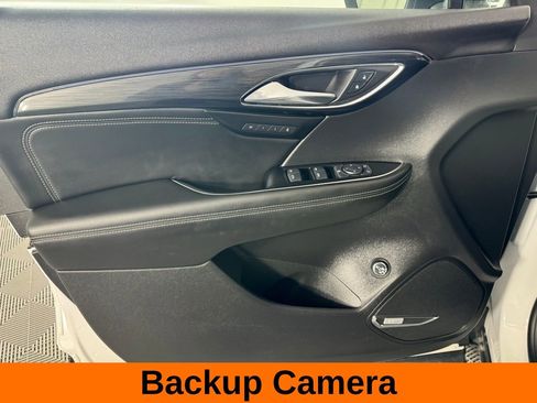 Used 2023 Buick Envision Essence w/ Technology Package I image 10