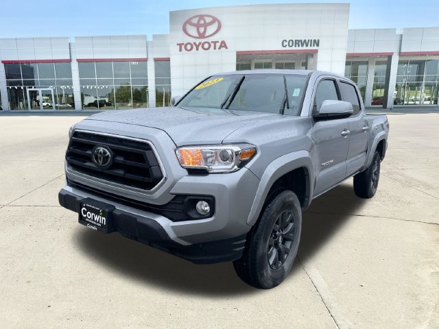 Used 2023 Toyota Tacoma SR5 w/ Technology Package AWD/4WD image 7