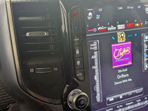 Used 2019 RAM 1500 Limited AWD/4WD image 20