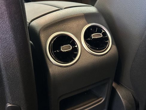 Certified 2026 Mercedes-Benz GLB 250 image 17