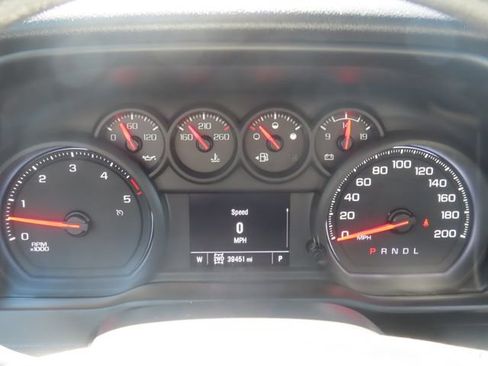 Used 2024 Chevrolet Silverado 2500 Custom w/ Custom Value Package AWD/4WD image 31