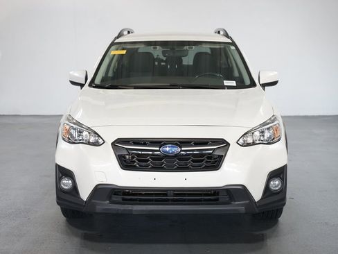 Used 2019 Subaru Crosstrek 2.0i Premium w/ Eyesight System image 2