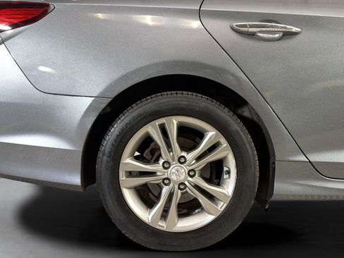 Used 2019 Hyundai Sonata Limited w/ Ultimate Package 04 FWD image 35
