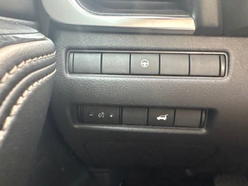 Used 2021 Nissan Rogue SL FWD image 15