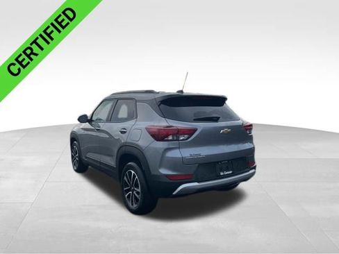 Used 2025 Chevrolet TrailBlazer LT w/ Convenience Package image 4