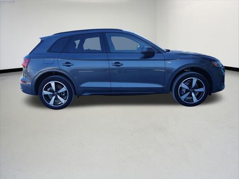 Certified 2023 Audi Q5 2.0T Premium Plus w/ Premium Plus Package image 6