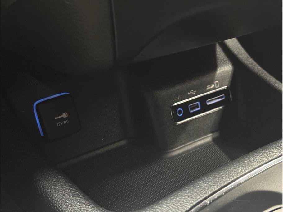 Used 2016 Dodge Durango R/T w/ Blacktop Package RWD image 31