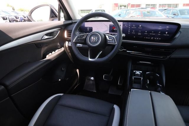 Used 2025 Buick Envision Sport Touring AWD/4WD image 25