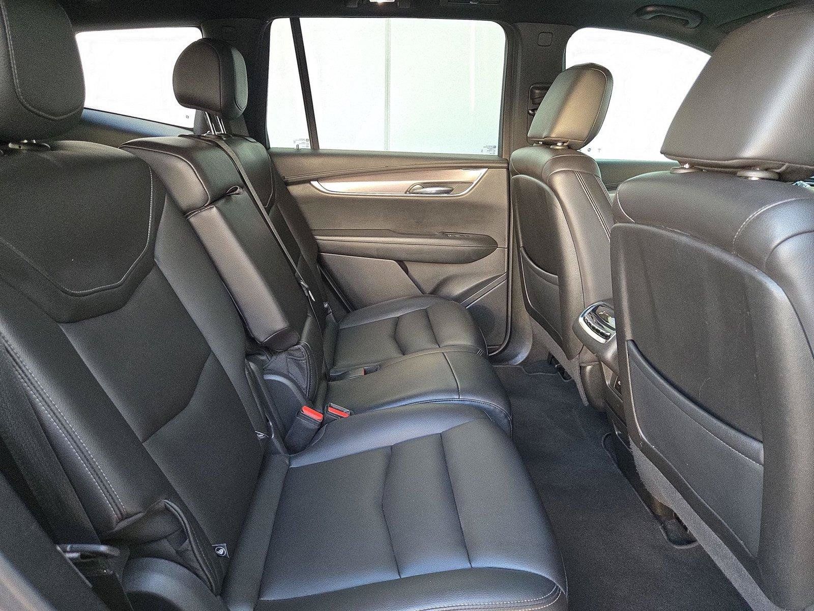 Used 2023 Cadillac XT6 Luxury FWD image 29