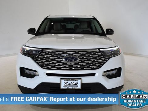 Used 2023 Ford Explorer Platinum w/ Premium Technology Package RWD image 2