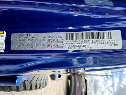 Used 2018 Jeep Wrangler Unlimited Sahara image 34