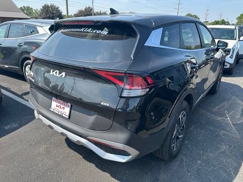 Used 2025 Kia Sportage LX AWD/4WD image 4