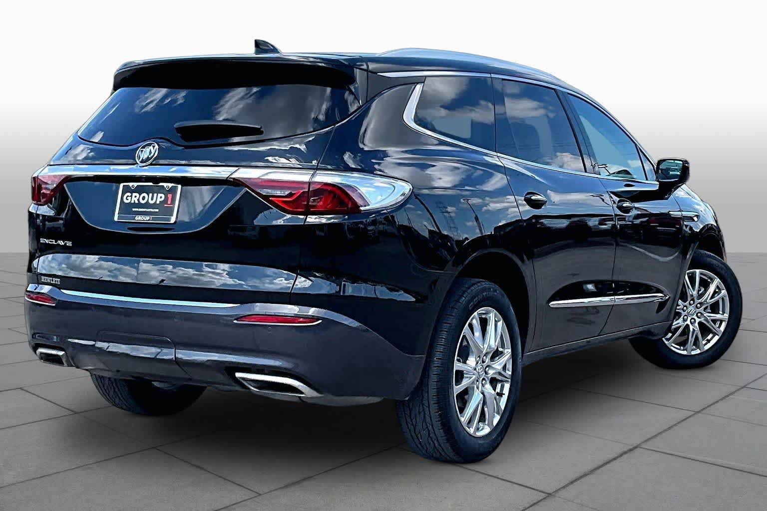 Certified 2023 Buick Enclave Essence w/ Experience Buick Package FWD image 13