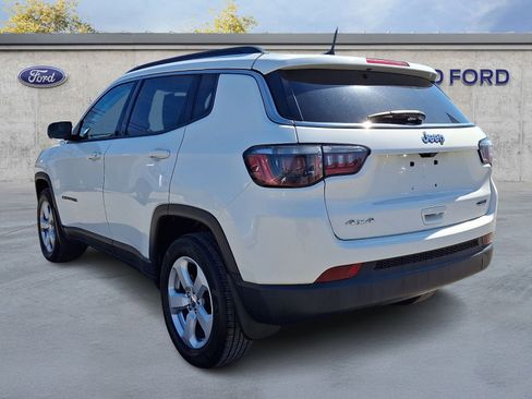 Used 2018 Jeep Compass Latitude w/ Popular Equipment Group image 4