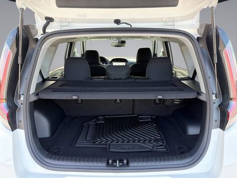 Used 2024 Kia Soul EX FWD image 13