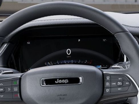 New 2026 Jeep Grand Cherokee Limited AWD/4WD image 8