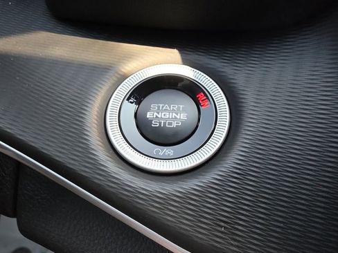 New 2025 Jeep Grand Cherokee L Laredo w/ Luxury Tech Group I image 40