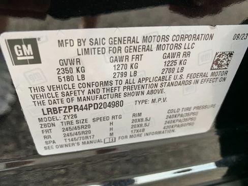 Certified 2023 Buick Envision Essence w/ Sport Touring Package AWD/4WD image 30