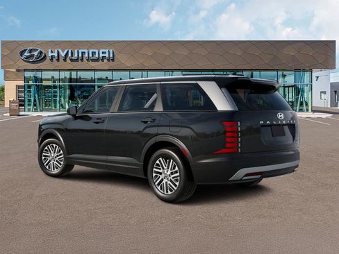 New 2026 Hyundai Palisade SE FWD image 3