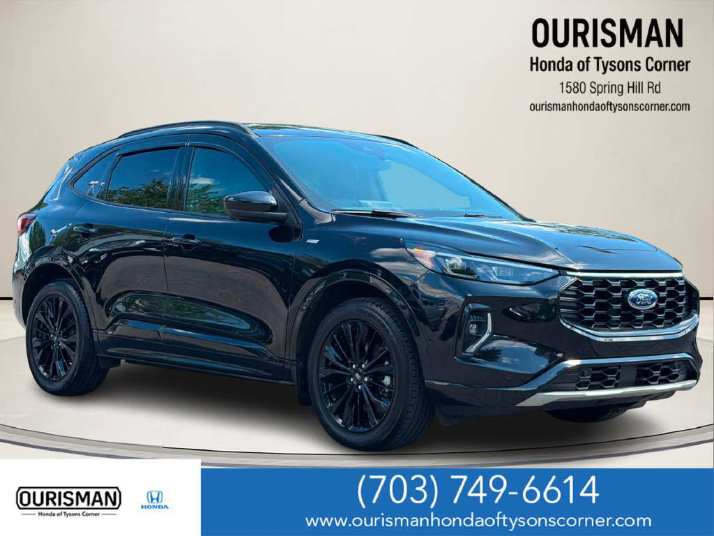 Used 2023 Ford Escape ST-Line Elite w/ Premium Technology Package AWD/4WD image 1