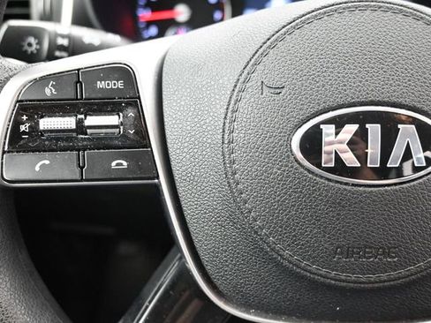 Used 2019 Kia Sorento LX image 28