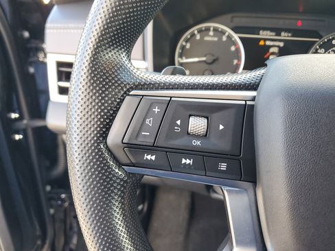 Used 2024 Mitsubishi Outlander ES image 20