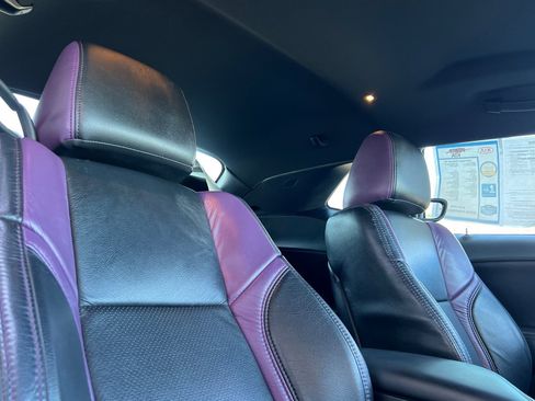 Used 2023 Dodge Challenger SXT image 16