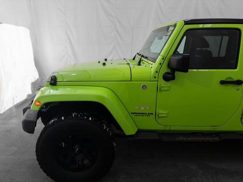 Used 2013 Jeep Wrangler Unlimited Sahara w/ Connectivity Group image 3