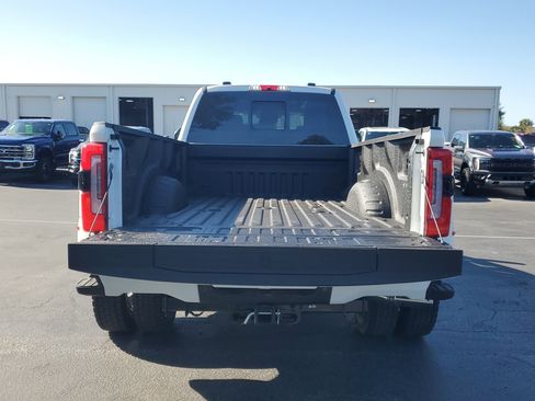 New 2026 Ford F450 Platinum w/ Platinum Plus Package image 10