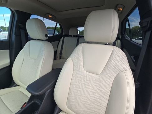 Used 2023 Buick Encore GX Essence w/ Experience Buick Package image 20