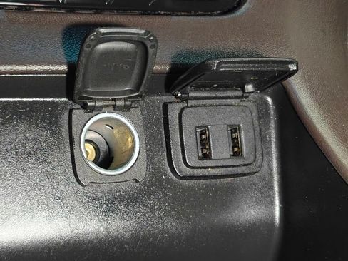 Used 2019 Chevrolet Tahoe LS AWD/4WD image 41