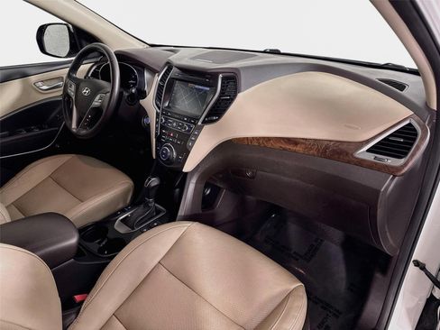 Used 2018 Hyundai Santa Fe Limited AWD/4WD image 31