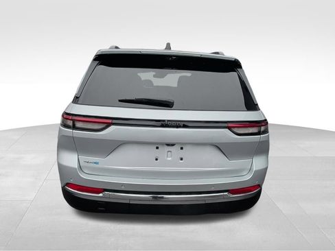 Used 2024 Jeep Grand Cherokee Limited 4xe w/ Luxury Tech Group II image 3