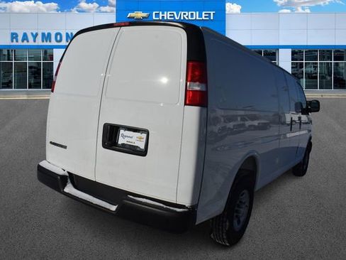 New 2025 Chevrolet Express 3500 Extended w/ Driver Convenience Package image 4