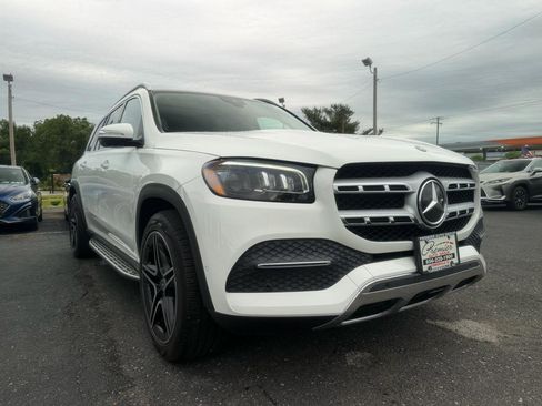 Used 2021 Mercedes-Benz GLS 450 4MATIC image 3