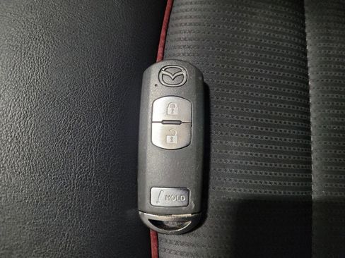 Used 2018 MAZDA CX-3 Touring w/ Preferred Equipment Package image 32