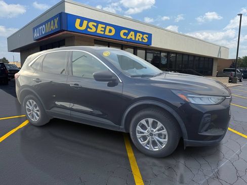 Used 2023 Ford Escape Active AWD/4WD image 4