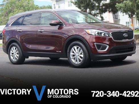 Used 2016 Kia Sorento LX w/ LX Convenience Package AWD/4WD image 1