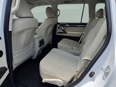 Used 2022 Lexus GX 460 Premium AWD/4WD image 9
