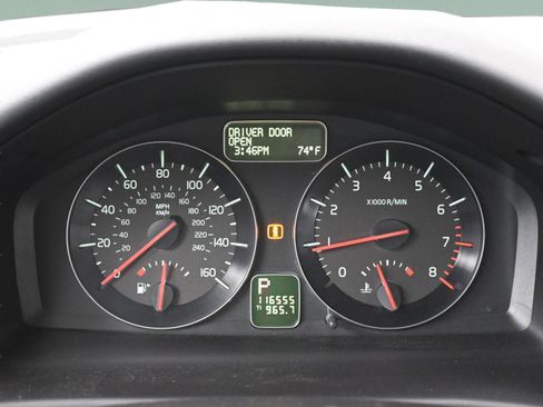 Used 2011 Volvo C30 T5 w/ Climate Pkg image 26