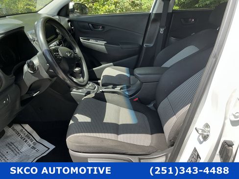 Used 2021 Hyundai Kona SEL image 16