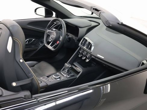 Used 2023 Audi R8 V10 performance image 87