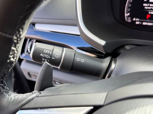 Certified 2025 Acura MDX w/ Technology Package image 25