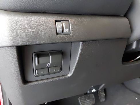 New 2026 Chevrolet Colorado LT w/ LT Convenience Package AWD/4WD image 24