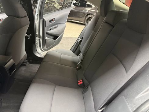 Used 2022 Toyota Corolla LE FWD image 37