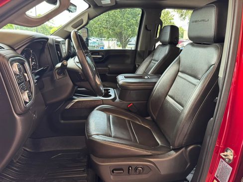 Used 2021 GMC Sierra 2500 Denali w/ Technology Package AWD/4WD image 14