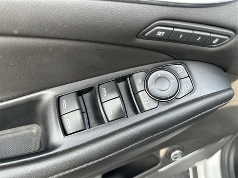 Used 2021 Buick Enclave Avenir image 13