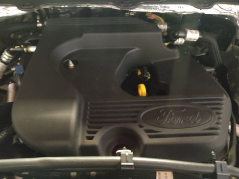 Used 2020 Ford Explorer XLT w/ Equipment Group 202A image 30