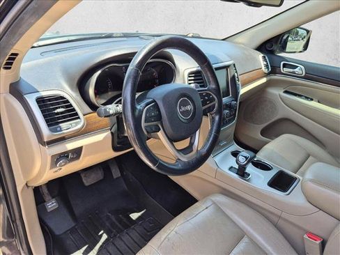 Used 2014 Jeep Grand Cherokee Limited RWD image 10