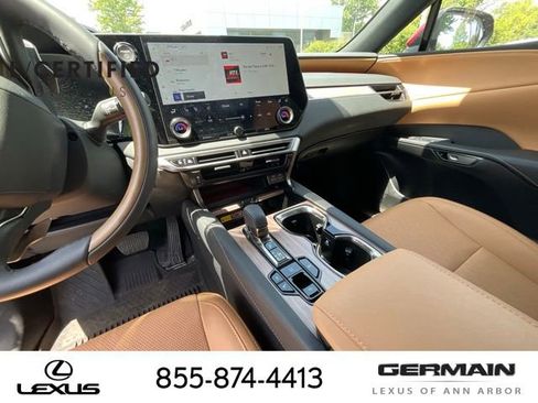 Used 2025 Lexus RX 350 w/ Convenience Package AWD/4WD image 20